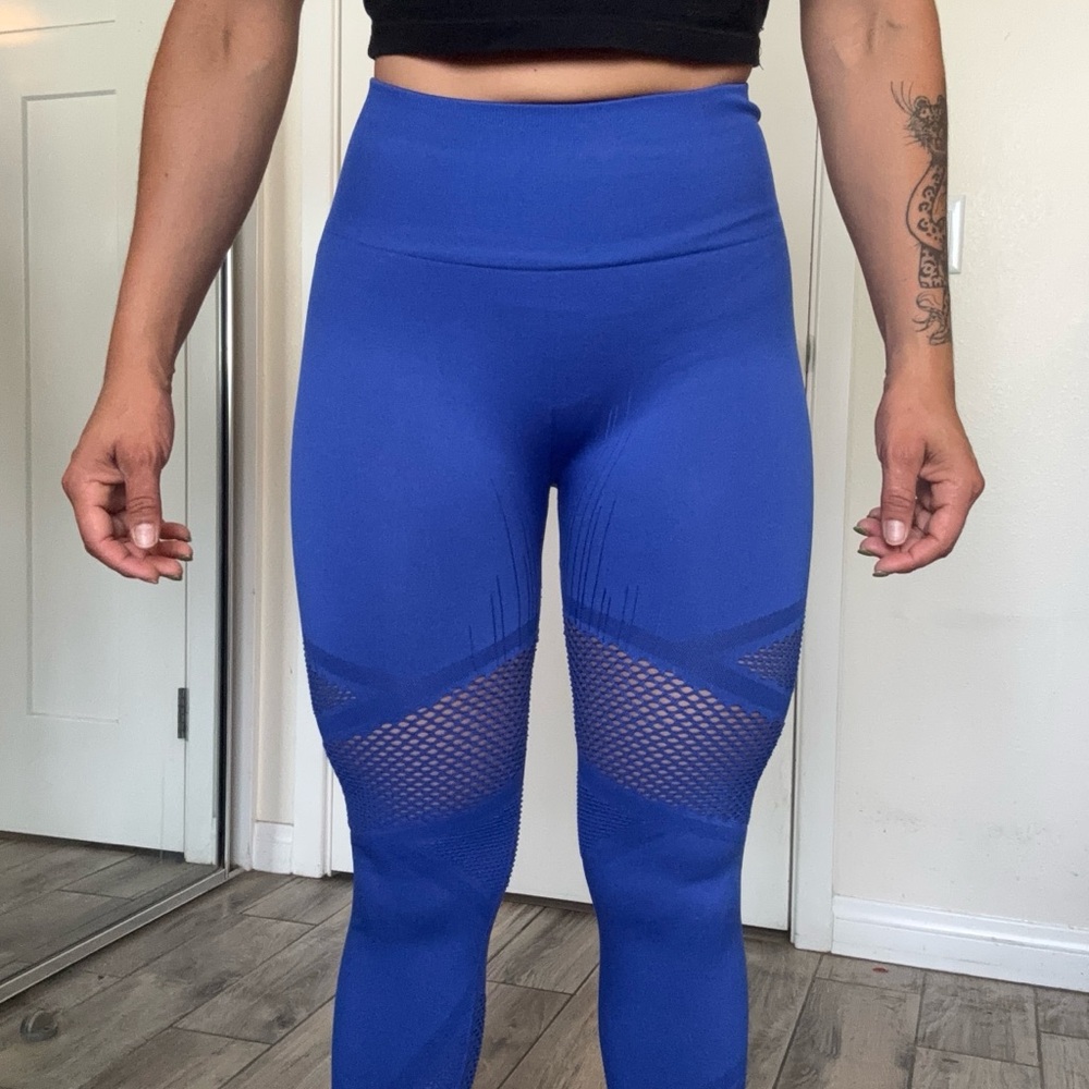 Fabletics Cobalt Blue Scupltknit Leggings